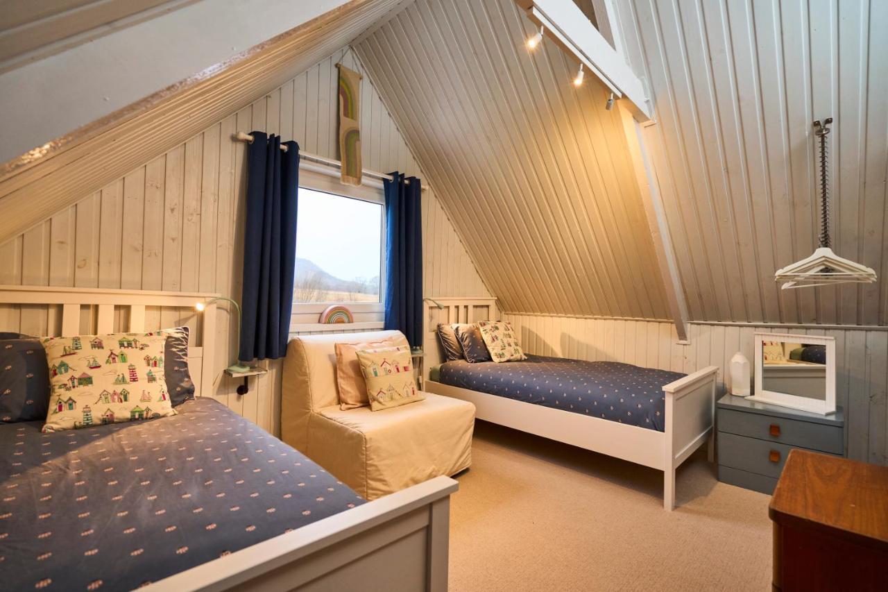 The Moorings, overlooking Loch Fyne Cairndow Buitenkant foto